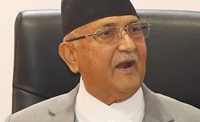 ओली भन्छन् :कांग्रेस थोत्रो पार्टी हो, माओवादी अर्कैले खनेको बाटोमा मोटर दौडाउँछ