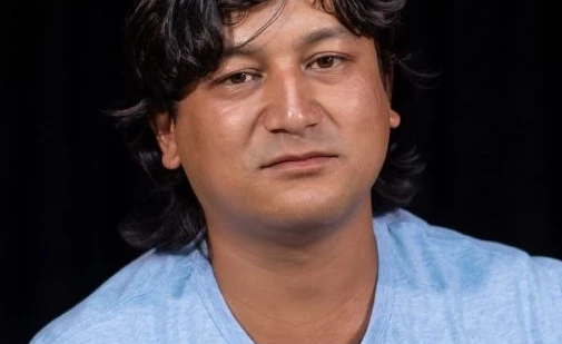अभियन्ता ईःले ललितपुर महानगर पालिका विरुद्ध पनि १०८ मिनेट उभिएर धर्ना दिने