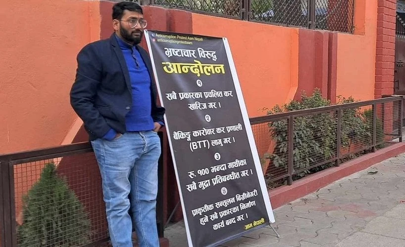 ६१ दिनदेखि विराटनगरमा एक्लै धर्नामा छन् ‘कृष्ण अटल’