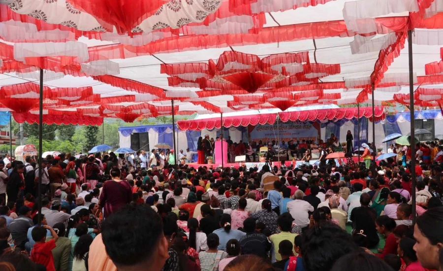 नवराज स्मृति दिवसको दिन सुर्खेतमा भव्य  सभा र अन्तरजातीय जोडीलाई सम्मान कार्यक्रम