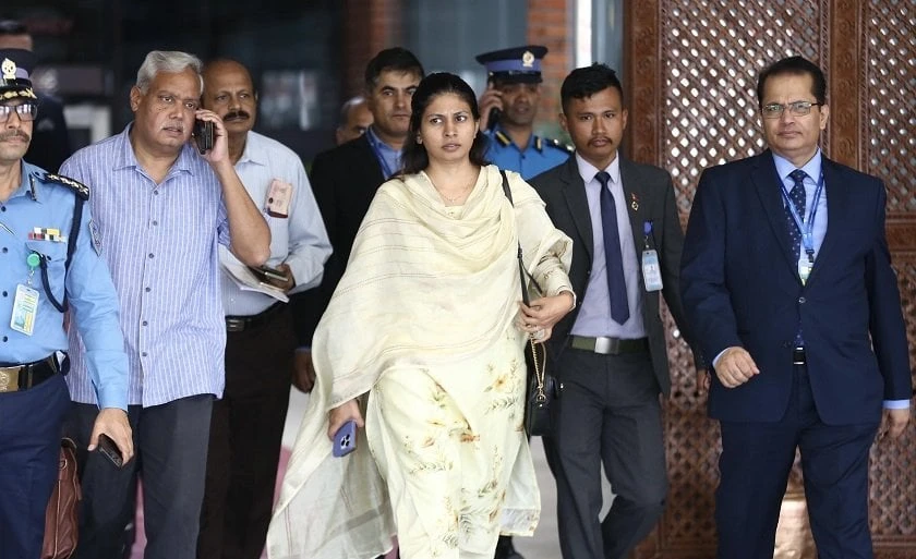तनहुँ बस दुर्घटना : घाइते भेट्न भारतीय राज्यमन्त्री काठमाडौँमा, तीर्थयात्रीको शव विमानबाट नासिक लगिने