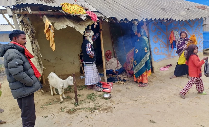 मटिहानीका २०० भन्दा बढी  मुसहर बालबालिका दुई महिनादेखि विद्यालयमा अनुपस्थित