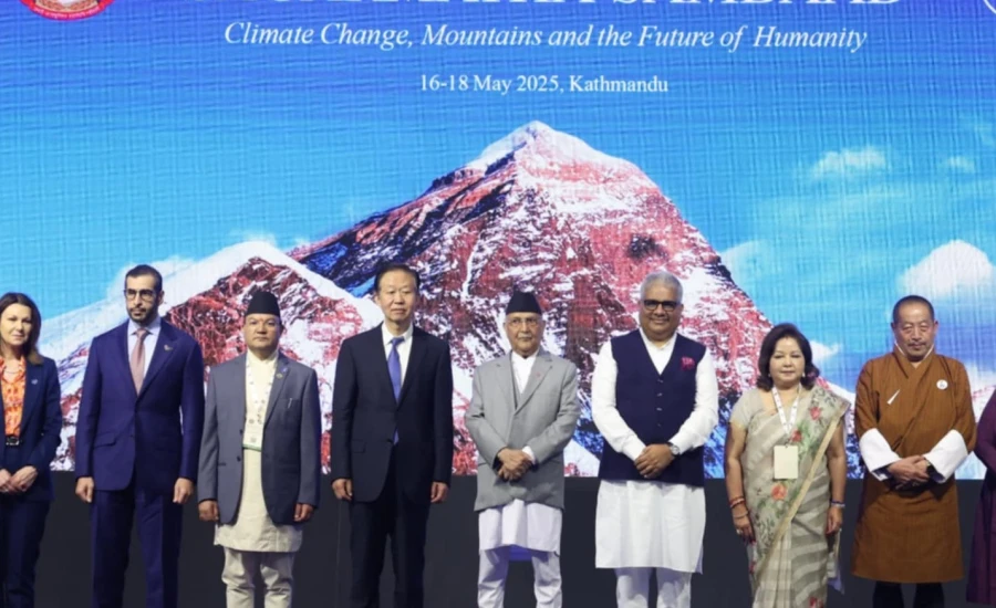 सगरमाथा संवाद सुरु-हिमालहरू जोगाउनु पृथ्वी,महासागर र स्वयं मानवता जोगाउनु हो : प्रधानमन्त्री ओली