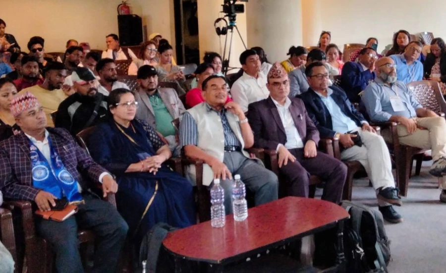 राष्ट्रिय दलित गोलमेच सम्मलेनको उद्घाटन दीपक मल्लिक र हरिभक्त मिजारद्वारा संयुक्तरूपमा सम्पन्न