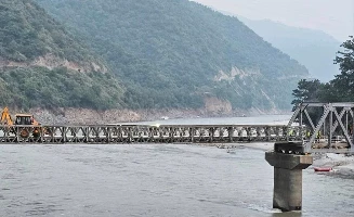 नेपाली सेनाद्वारा खुर्कोटको बेलीब्रिज मर्मत सुरु